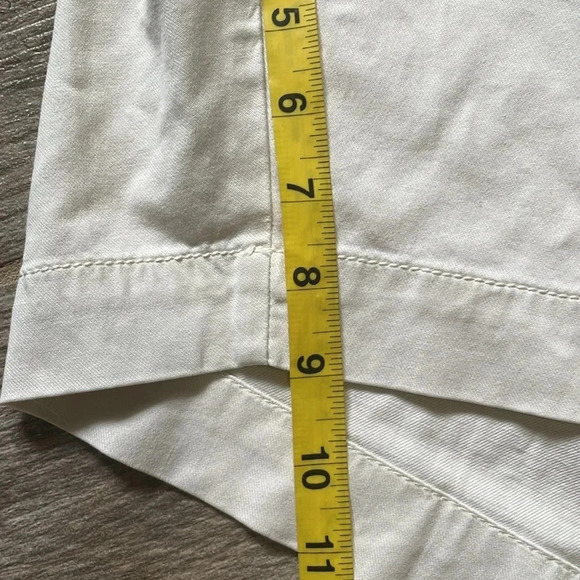 Tommy Bahama 9” tan shorts Men’s 54R Cotton Blend Casual Travel Relax Button Zip - Picture 6 of 11